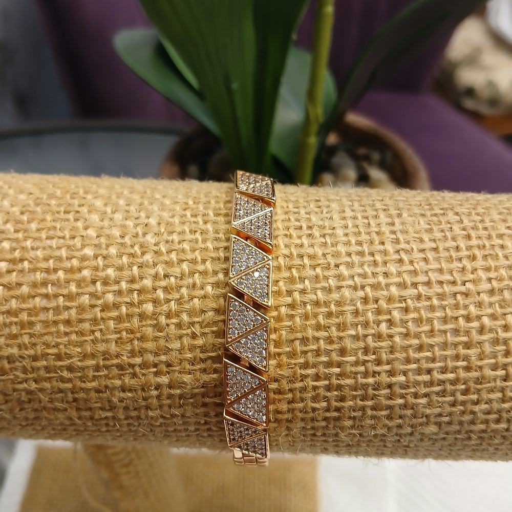 Elegant Gold and Silver Women's Bracelet
